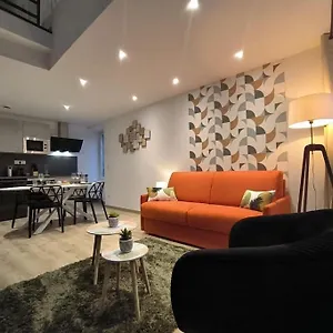 https://apt-t2-55m2-elegant-et-chaleureux.hotels-rhonealpes.com