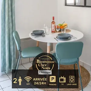 https://lamadeo-t2-centre-ville-parking.hotels-rhonealpes.com